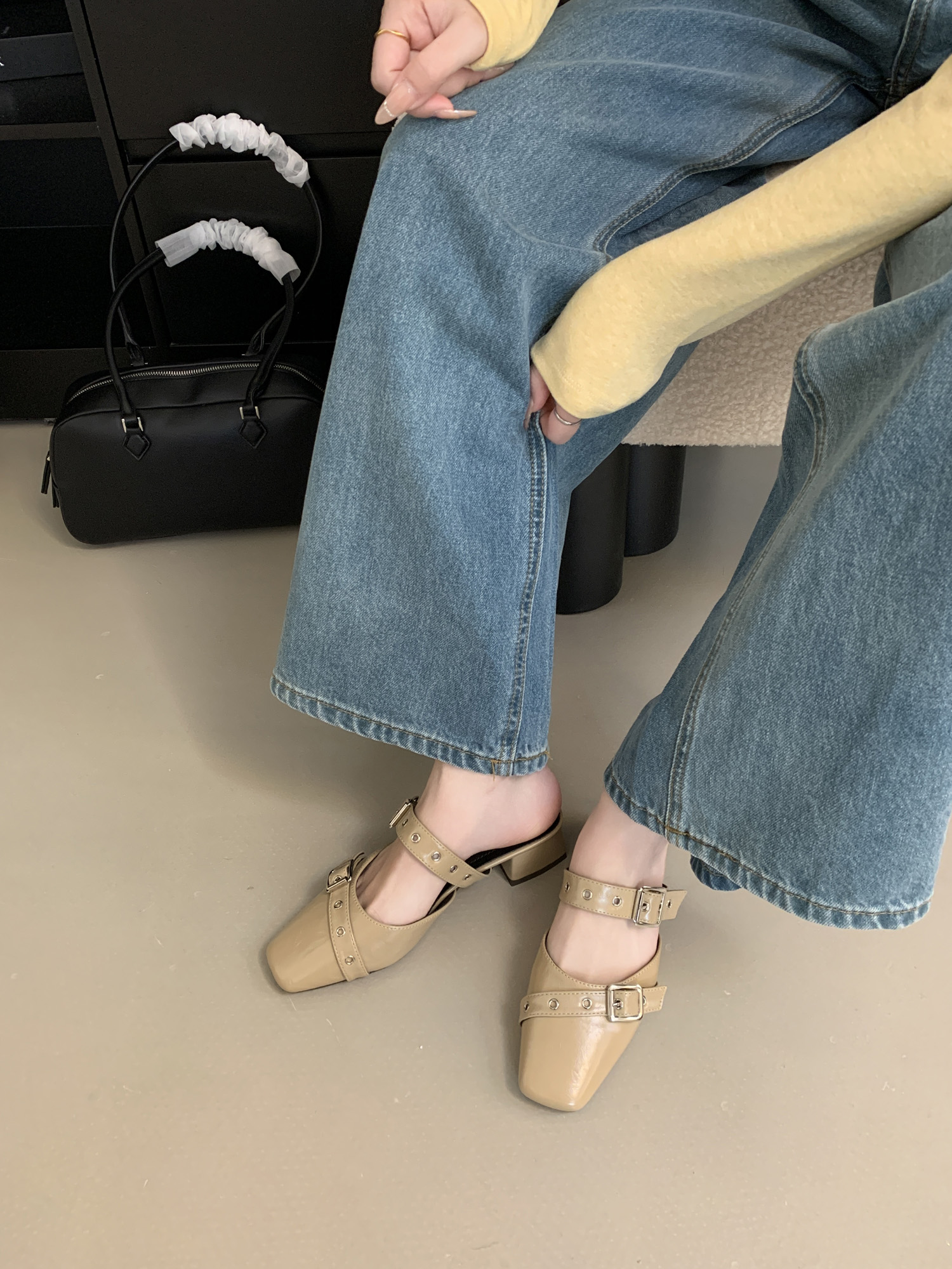 Designer Buckle Strap Closed Toe Slippers for Women 2025 New Square Toe Low Heel Slip-On Mules Backless Half Slippers - Image 2