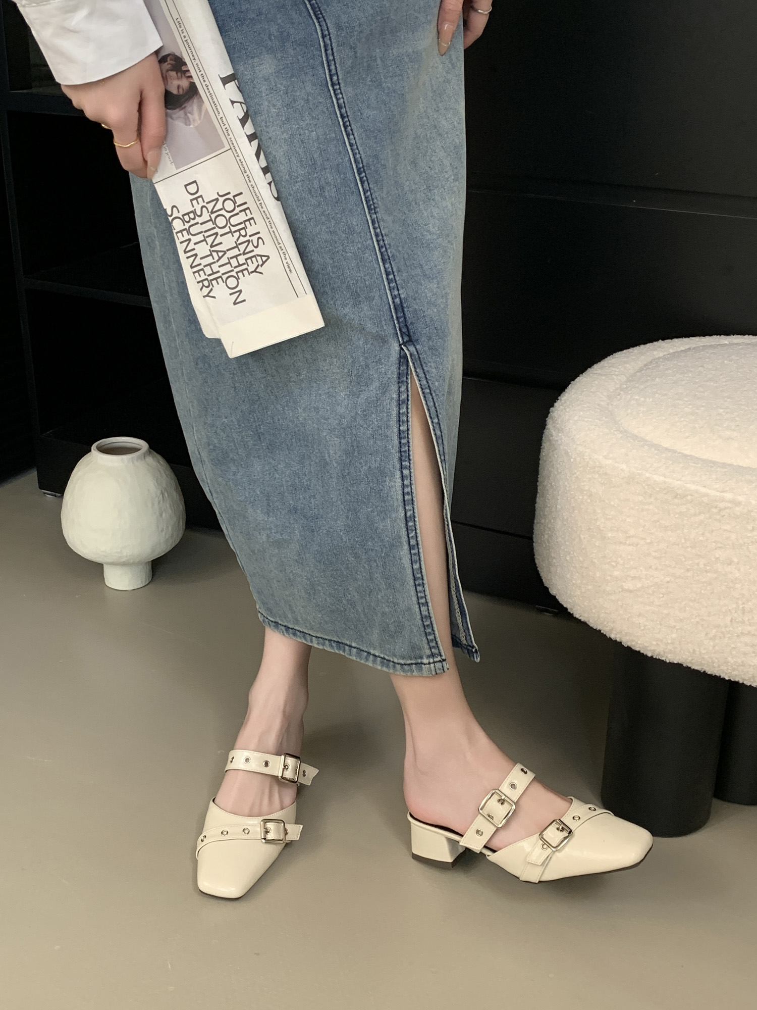 Designer Buckle Strap Closed Toe Slippers for Women 2025 New Square Toe Low Heel Slip-On Mules Backless Half Slippers - Image 3
