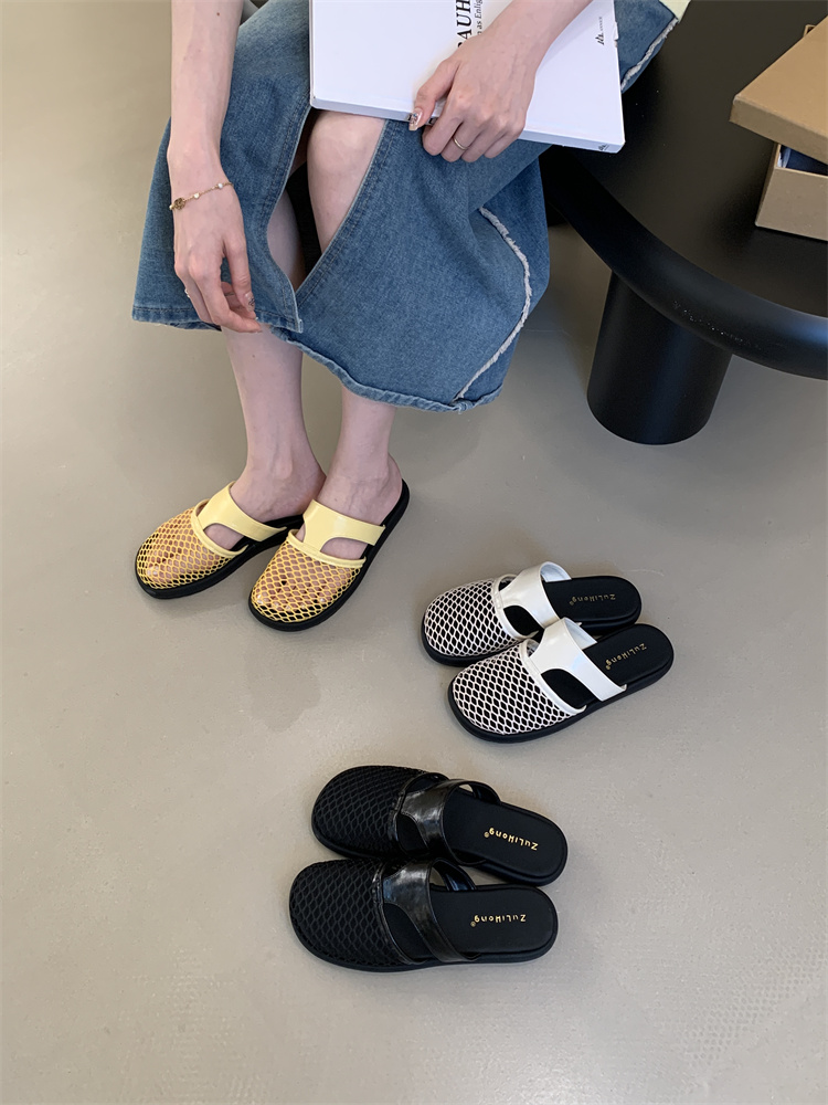 2025 New French Flat Closed-Toe Half Slippers for Women Summer Low Heel Soft Sole Slip-On Mules