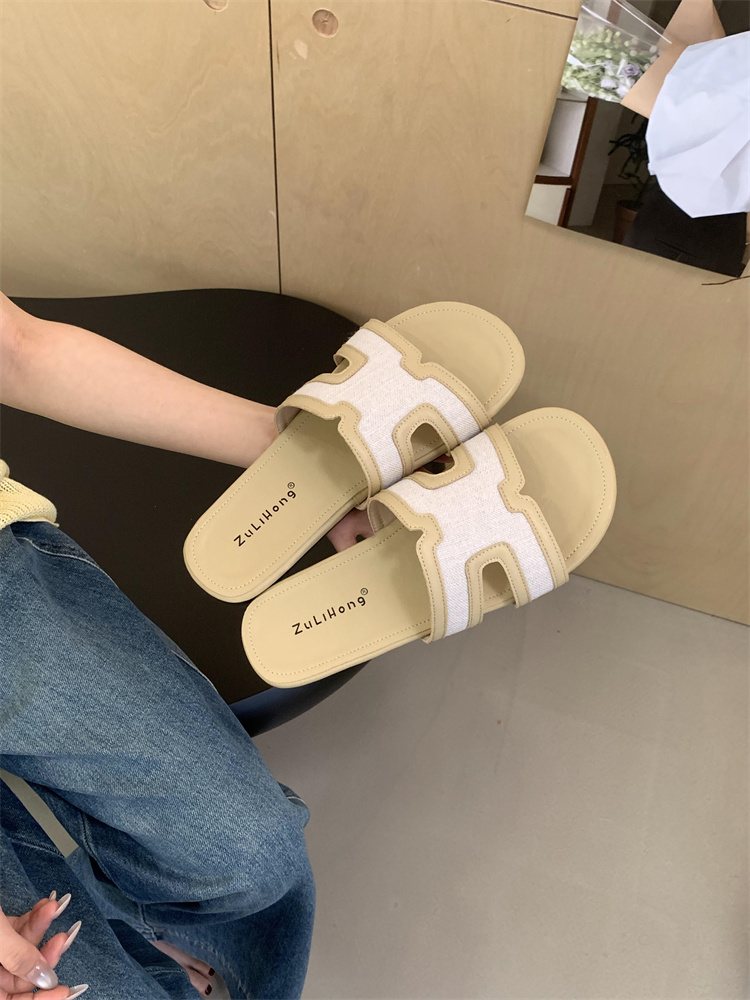 French Fairy Dress Matching Bowknot Slippers Women Summer 2025 New Seaside Beach Retro Flat Sandals - Image 2